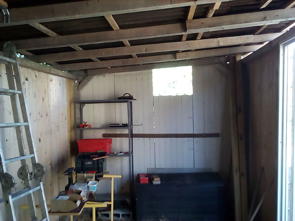 intérieur de la cabane